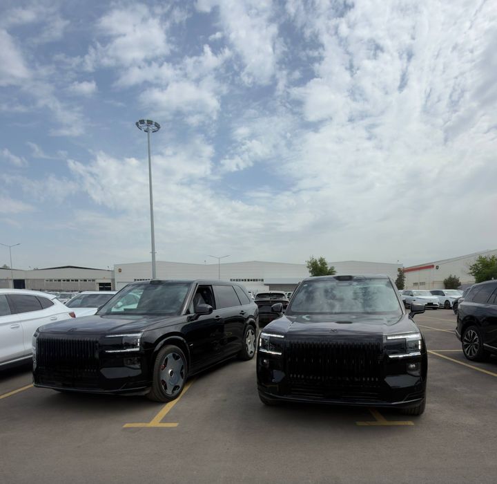 **Zeekr 9x ultra 70kv black edition