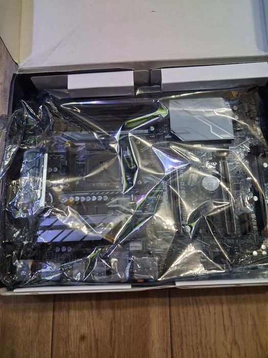 Мат плата Asus prime x370-pro