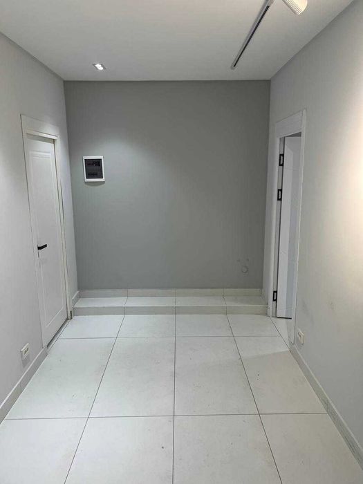 (55) Срочная продажа коммерции 42 м² | 1-я линия