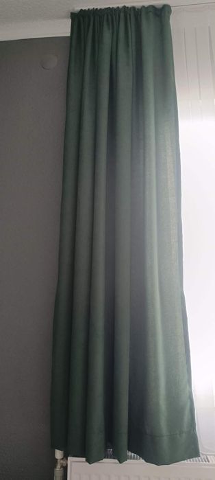 Тъмнозелени пердета