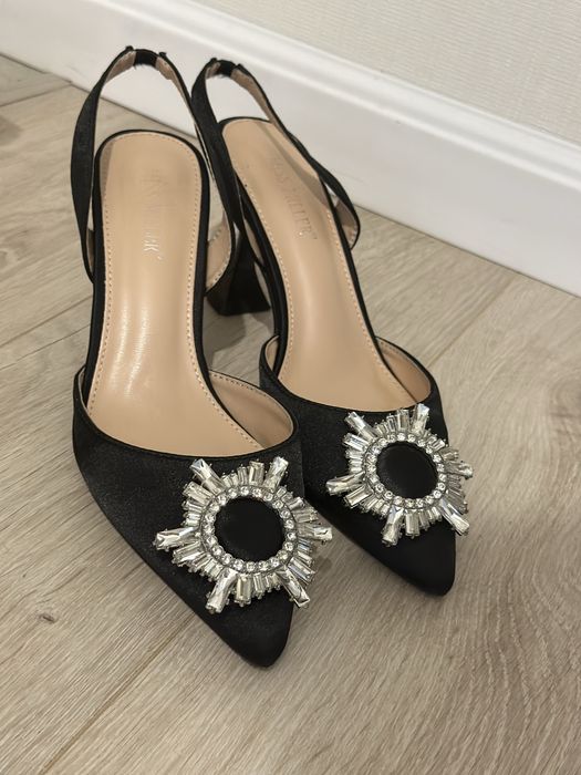 Туфли (босоножки)