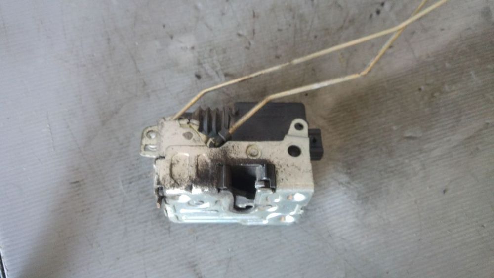 Broasca stanga spate dacia logan mcv