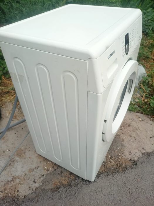 Samsung 6kg  ,в отличном состояние