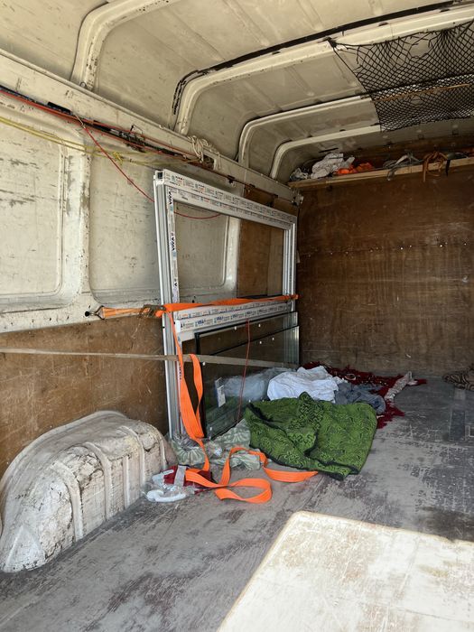 ХАМАЛИ И ТРАНСПОРТ – Преместване на мебели, апартаменти и офиси