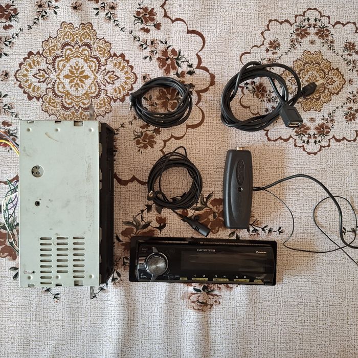 Pioneer MVH-790 Bluetooth, USB, AUX, MP3, а также работу с iPhone и An