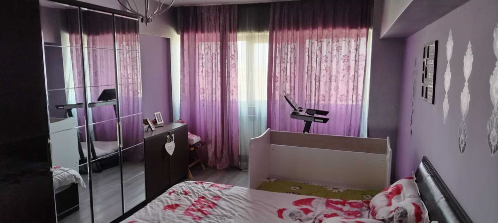 Vand Apartament 3camere