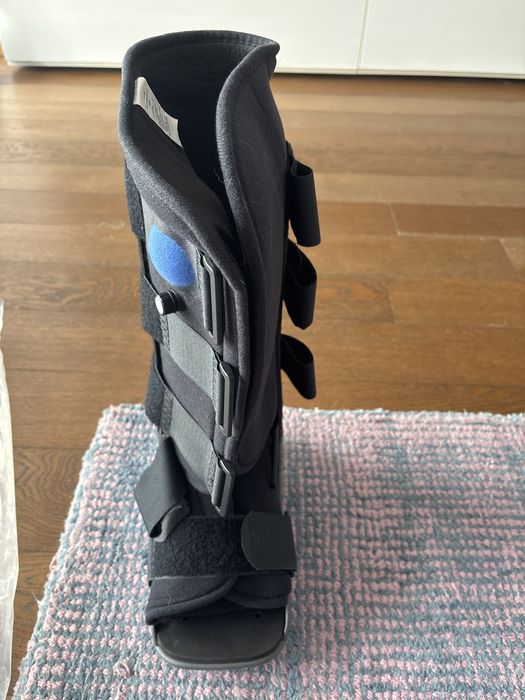 Orteza pentru picior cu pompa