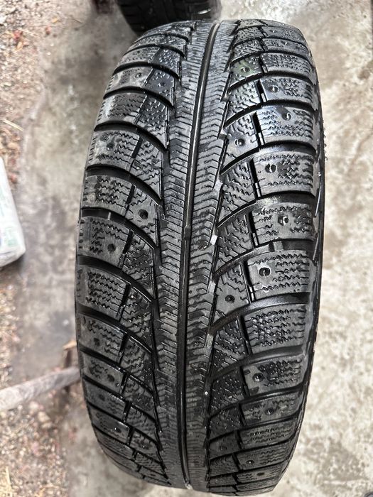 Продаются зимние шины в хорошем состоянии