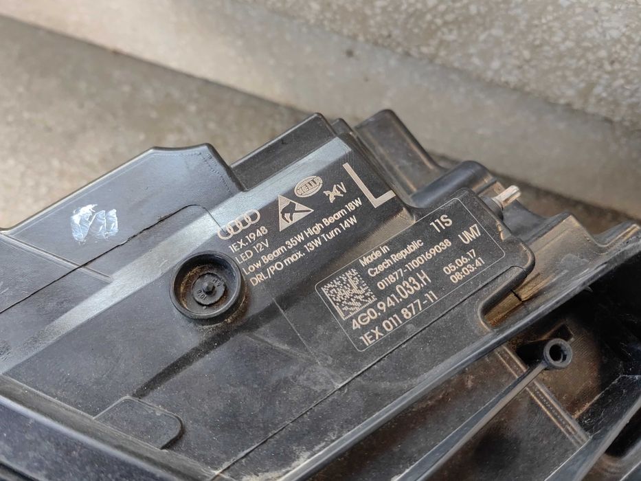 Фар Audi A6 C7 FULL LED ляв / Фар Ауди А6 Ц7 Оригинален