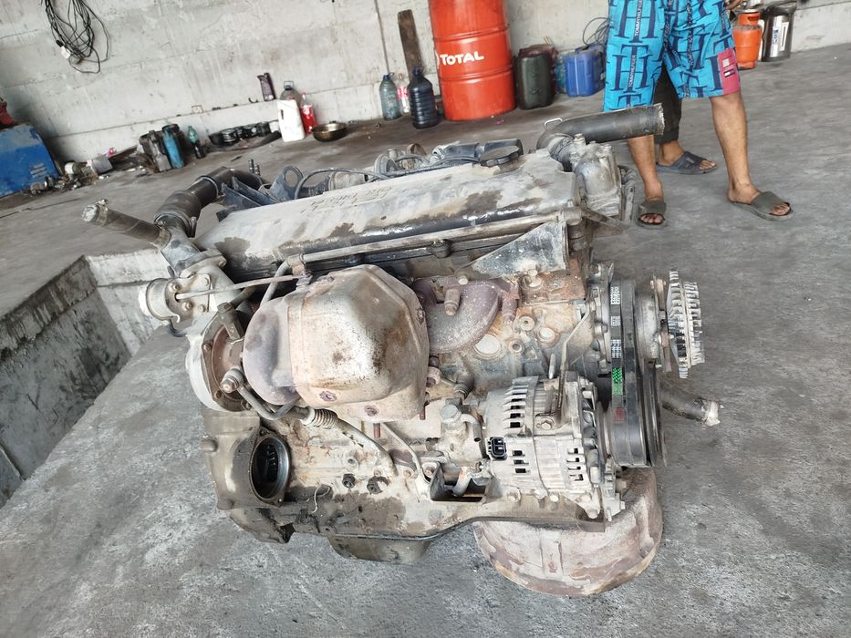 Turbo mator sotiladi NQR71 2015 yil isuzudan yechilgan