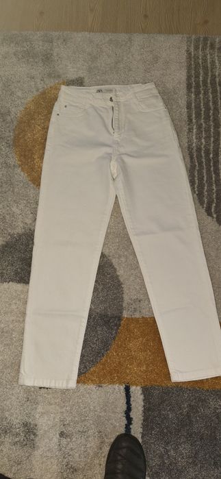 Нови дънки Zara.