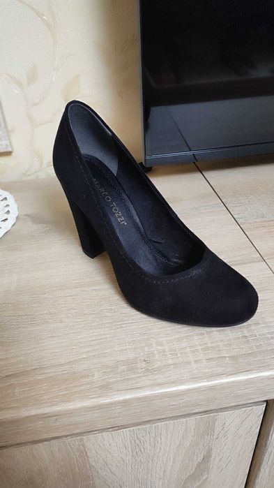 Продам туфли черные