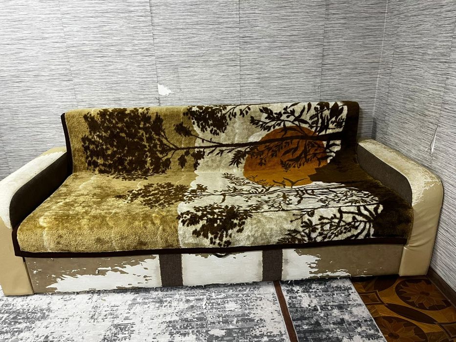 Продам диван с креслом