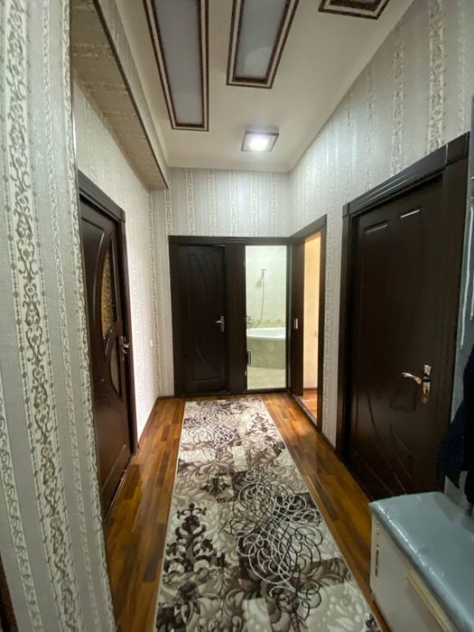 Shayx bozorcha tomonda 2 xonali uy sotiladi