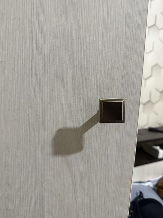 Продам шкаф для спальни