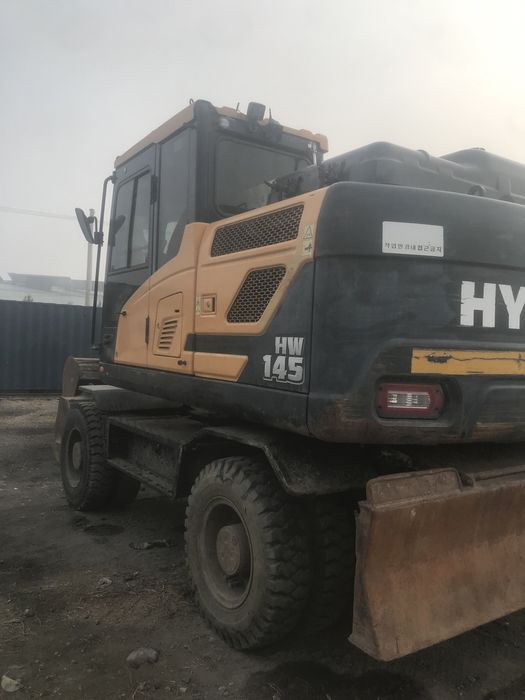 Ekskavator Hyundai HW145 Yili2018