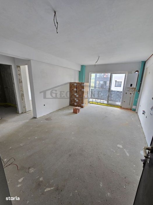 Bloc nou Apartament semifinisat 2 camere decomandate Garaj extra