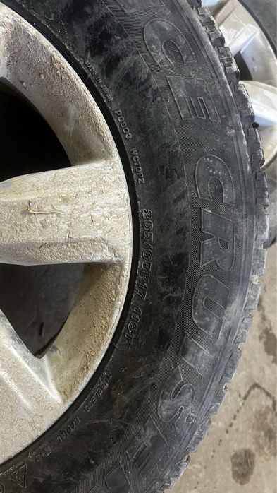 Продам шина 17 размер