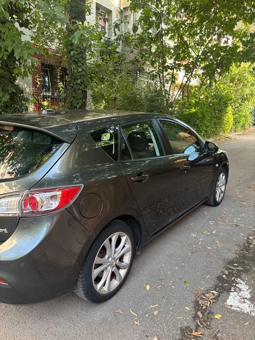 MAZDA 3 2011 — imagine 2