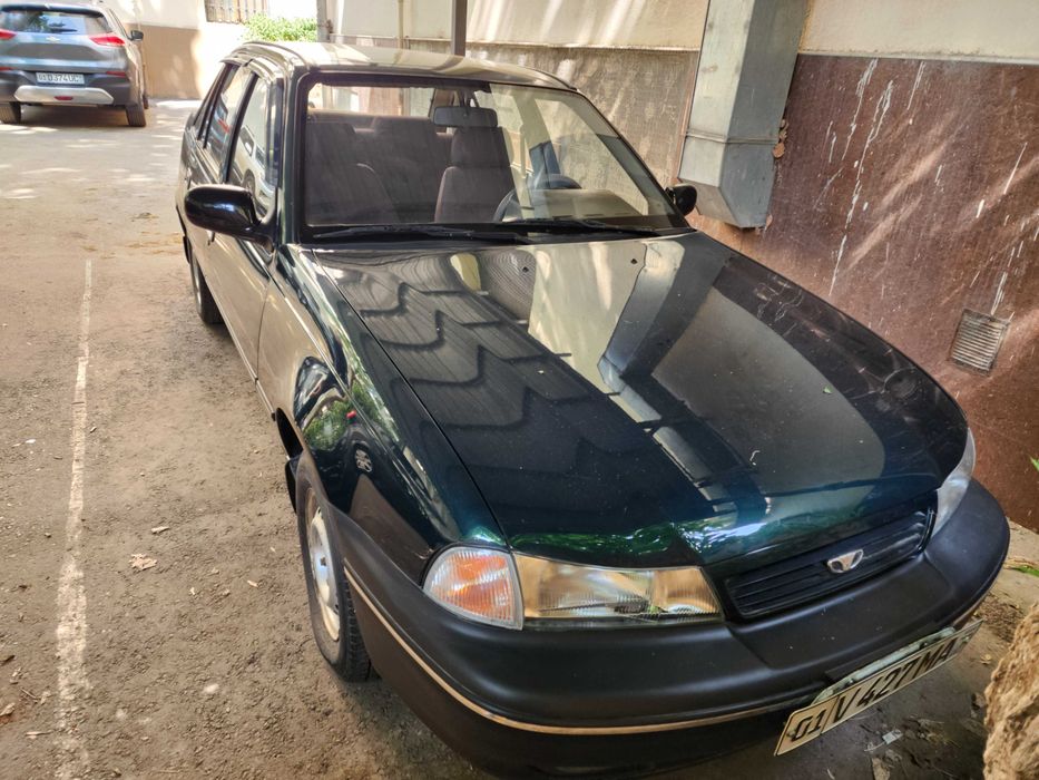 Нексия 1999г. Зелёный цвет, в хорошем состоянии.