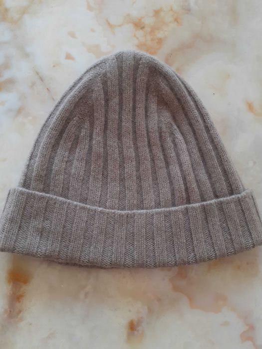 Нова шапка от кашмир