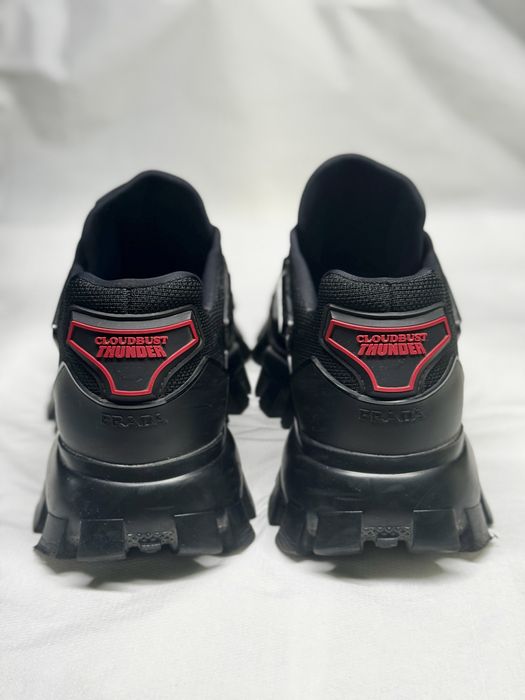 Vand  sneakers Prada Thunder originali!
