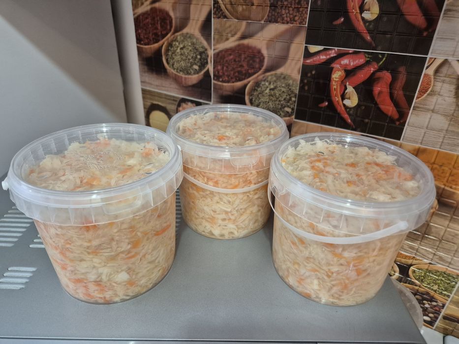 Капуста квашеная (без уксуса)