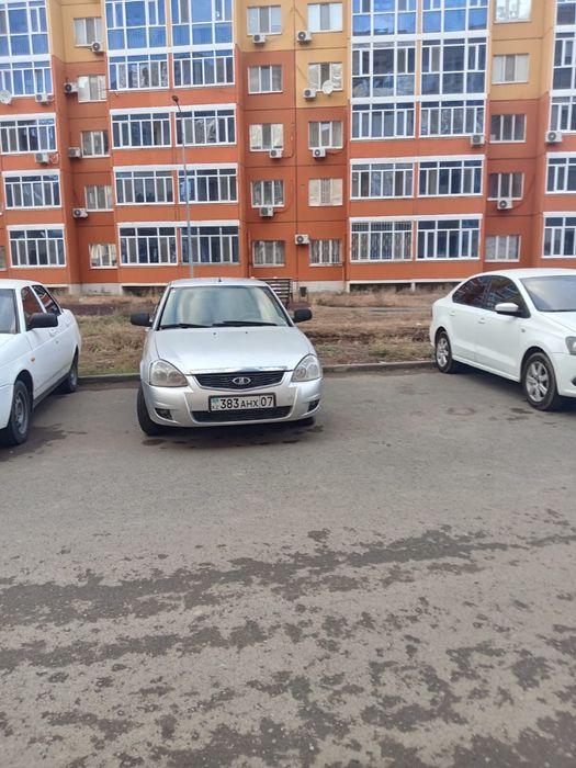 Продам машину приора