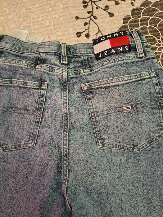 Оригинални дънки tommy jeans