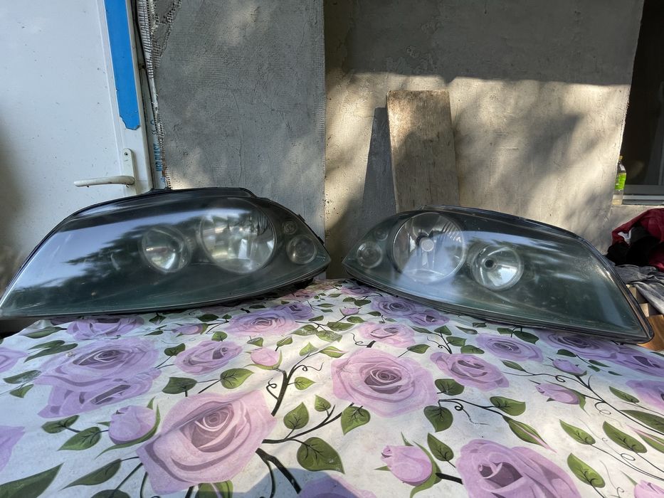 Faruri Seat Cordoba 2003