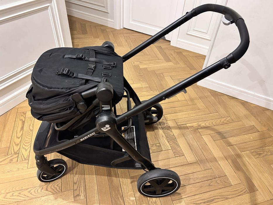 Коляска Maxi cosi