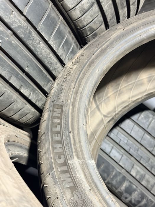 MICHELIN PILOT SPORT 4s. 215/40/18 orginal