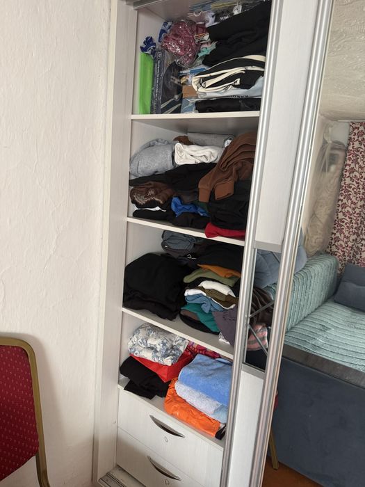 Спальный шкаф продам