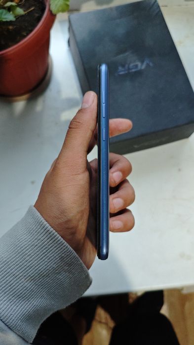 Xiaomi  poco  f1 128гб