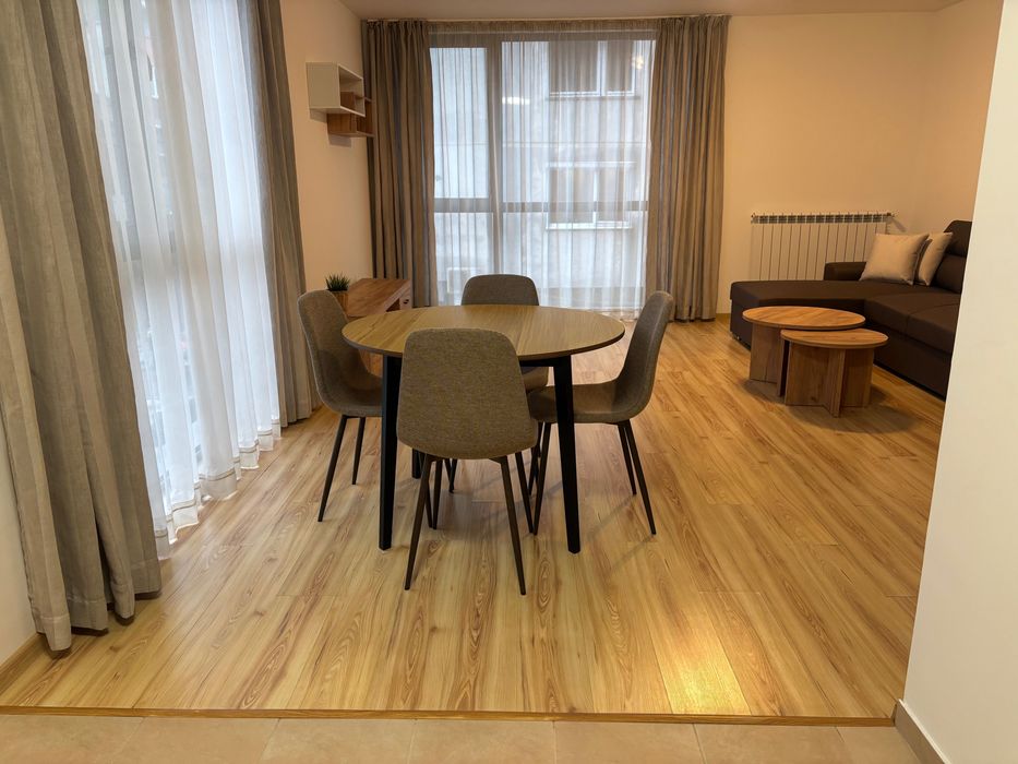 Апартамент  под наем 80кв.м