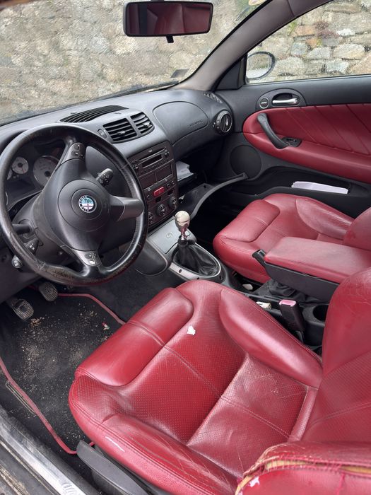 Alfa Romeo GT цяла за части