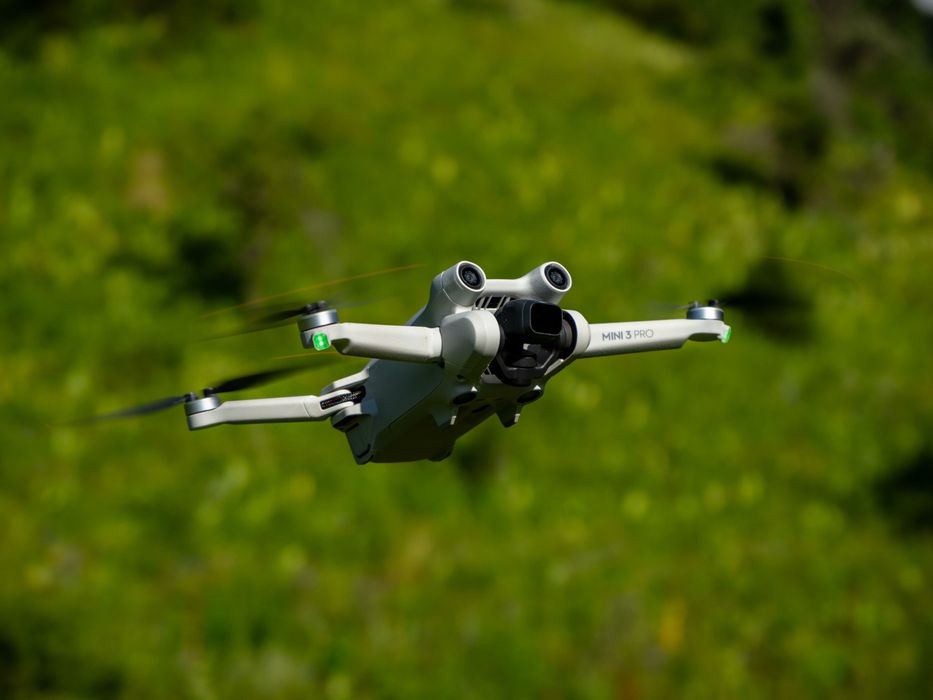 Дрон DJI Mini 3 Pro + DJI RC + Fly More Kit Plus