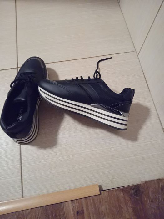 Дамски обувки - нови