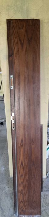 Входна интериорна врата