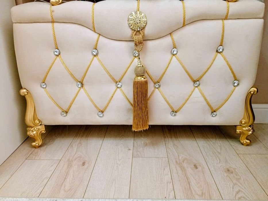 Сандык сатылады.