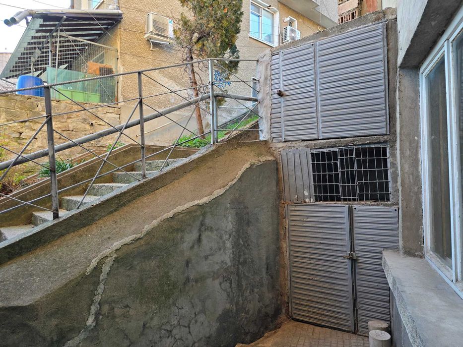 Продава се Етаж от къща в Велико Търново, Център - 92 кв.м за 1299 €/кв.м - Снимка #16