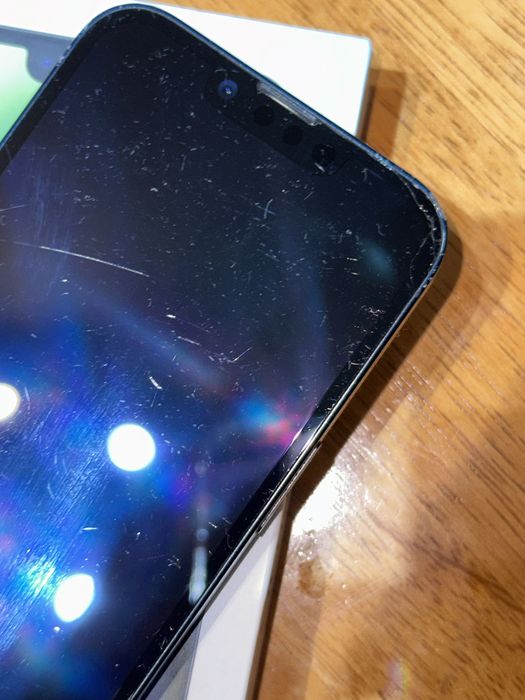 iPhone 14 с гарантией