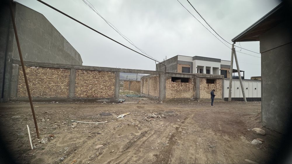 Dacha sotiladi srochno 6 sotih qoganni telda gaplashamiz