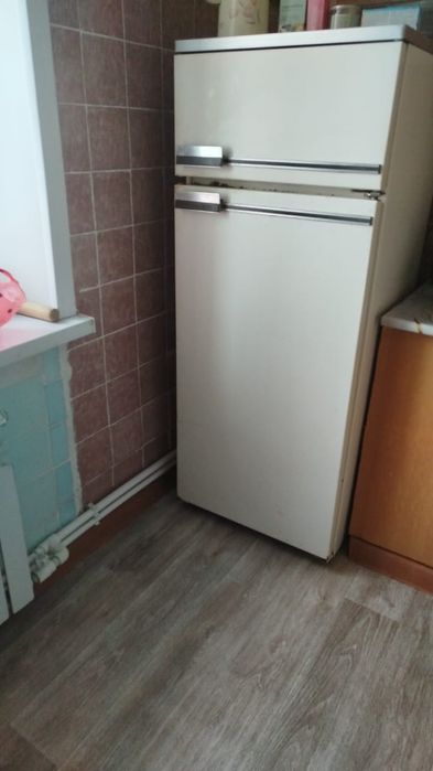 Холодильник бирюса