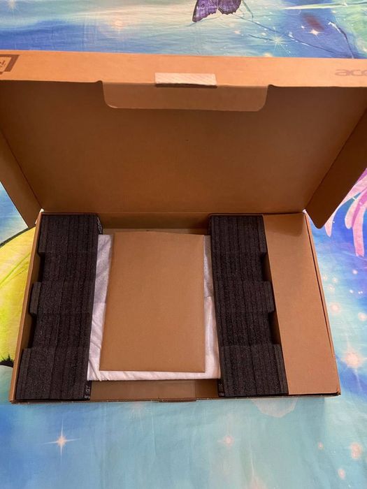 Ноутбук Acer aspire 5