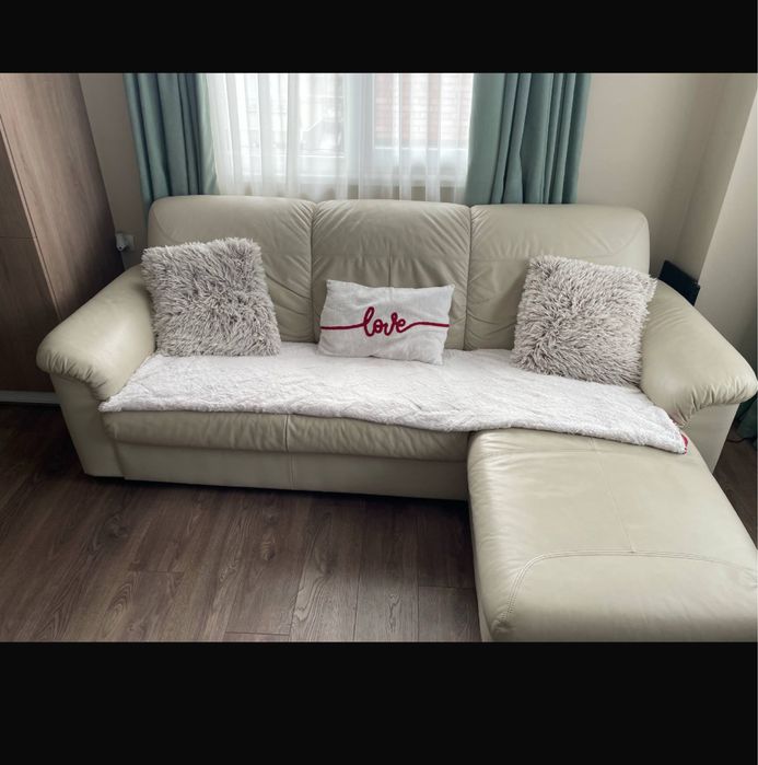 Кожен Диван от ИКЕА много запазен