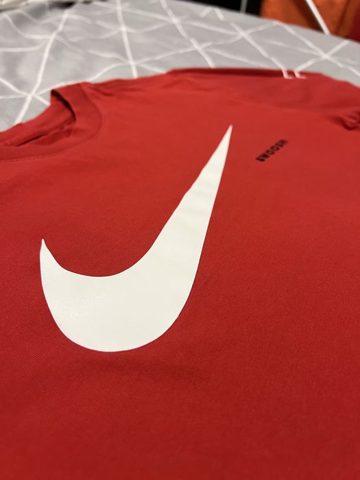 Мъжка тениска Nike Swoosh