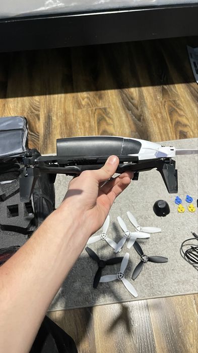 Vand drona Parrot Bebop 2 FPV +Controler +Ochelari vr