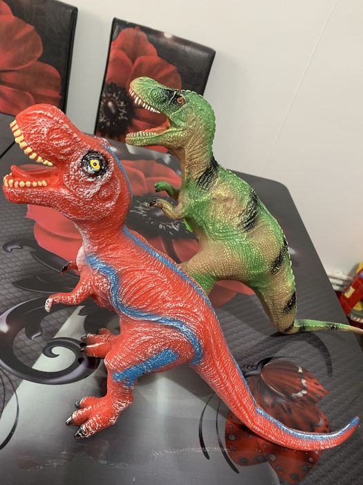 Dinozaur dimensiune mare