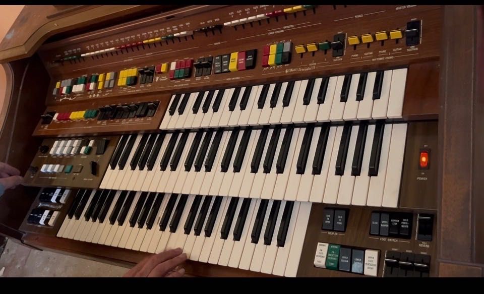 Orgă electronică